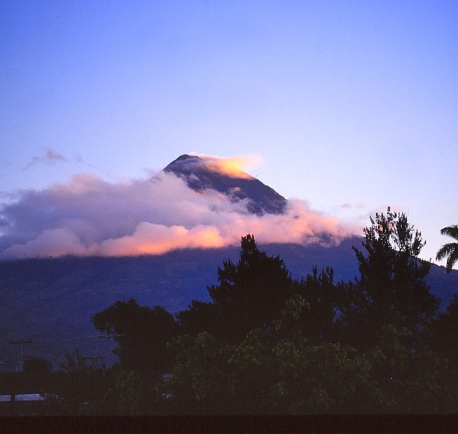Antigua, vulcano Acatenango